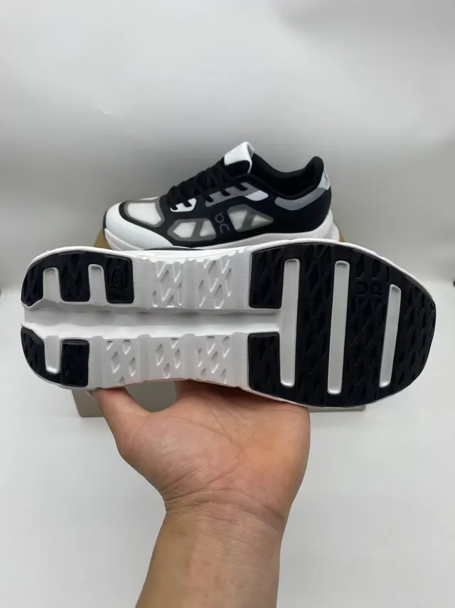 On Beige Gray Sculpted Open-Cell Midsole Mesh And Synthetic Overlay Upper Running Shoes