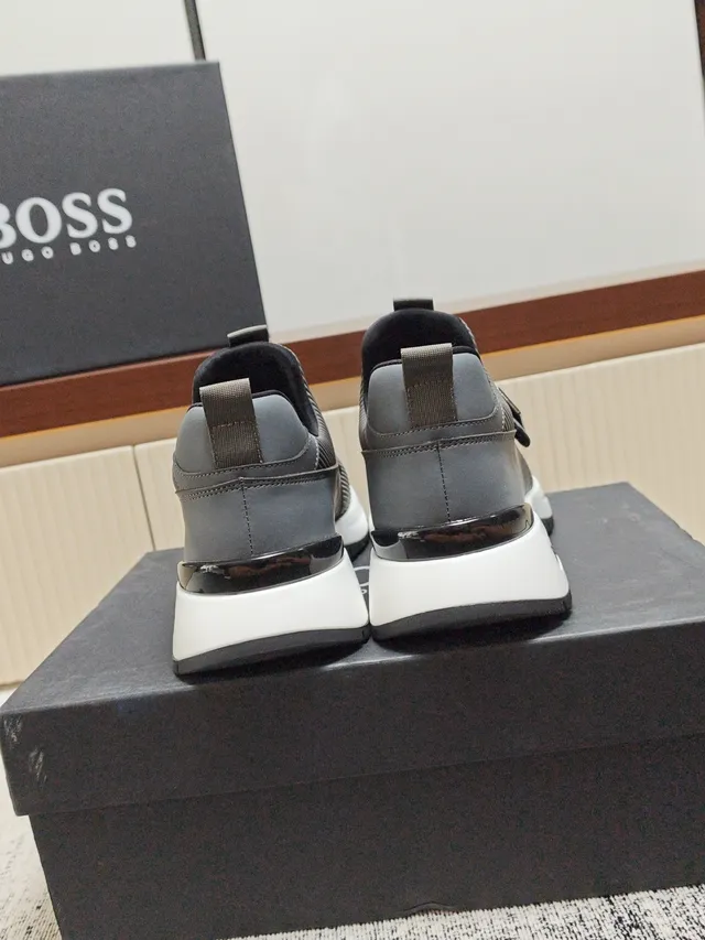 Hugo Boss Gray White Ribbed Knit Upper Strap Closure Lifestyle Sneakers