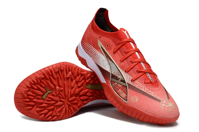 Puma Red Gold Low-Cut Synthetic Knit Upper Turf Soccer Shoes