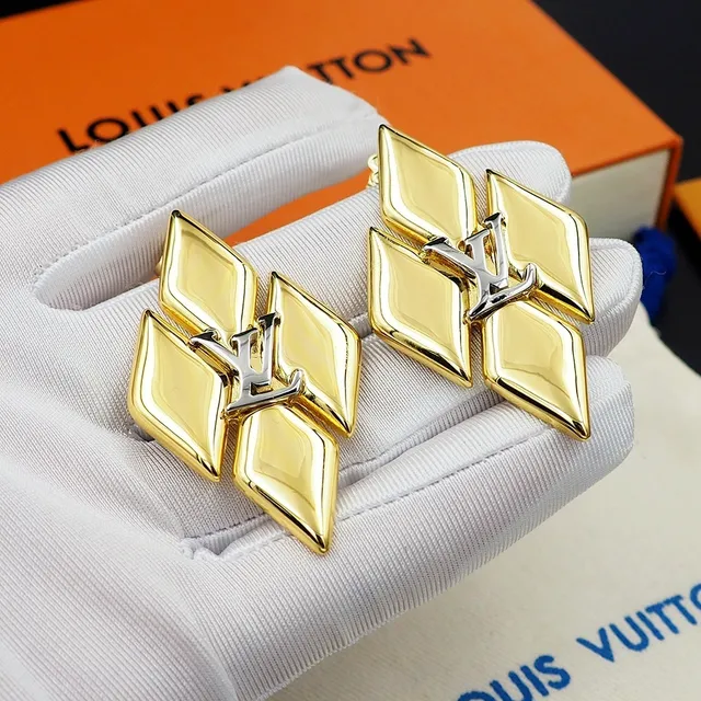 Louis Vuitton Monogram World Tour Diamond-Shaped Metallic Brooches