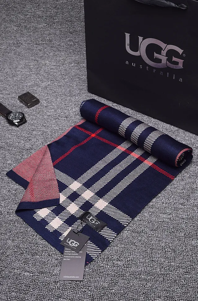 UGG Navy Beige Plaid Pattern Knitted Scarve