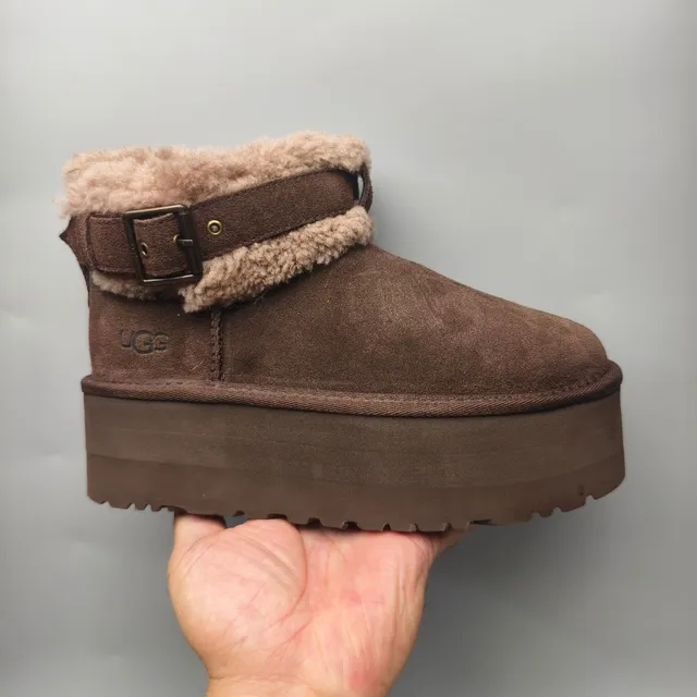 UGG Brown Beige Platform Sole Shearling-Lined Cuff Snow Boots