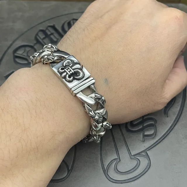 Chrome Hearts Lock Bracelet Oxidized Silver Fleur-de-Lis Star Motif Bracelets