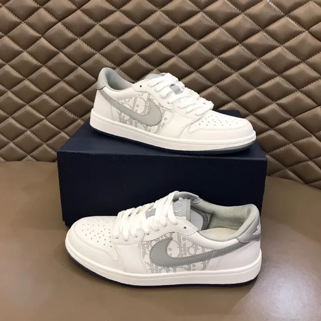 Nike White Gray Low-Top Perforated Toe Lifestyle Sneakers