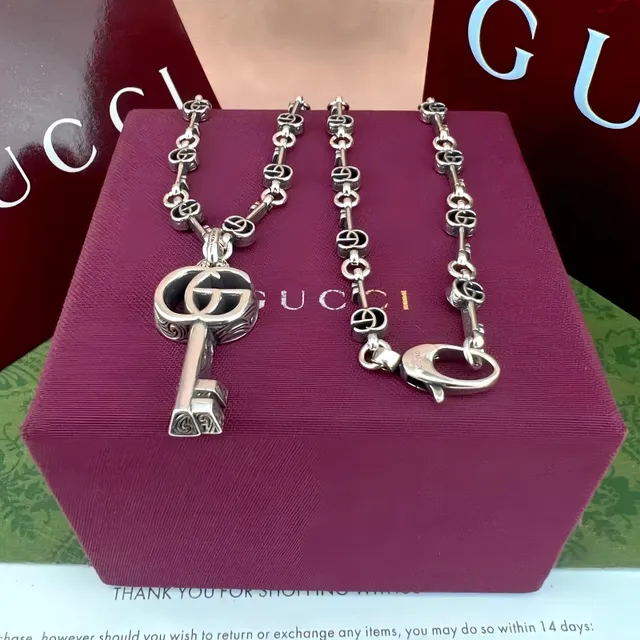 Gucci Key Interlocking G Silver-Toned Necklace