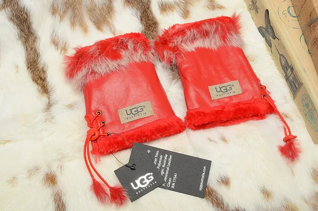 UGG Fur-Trimmed Leather Pouch Bucket Bag