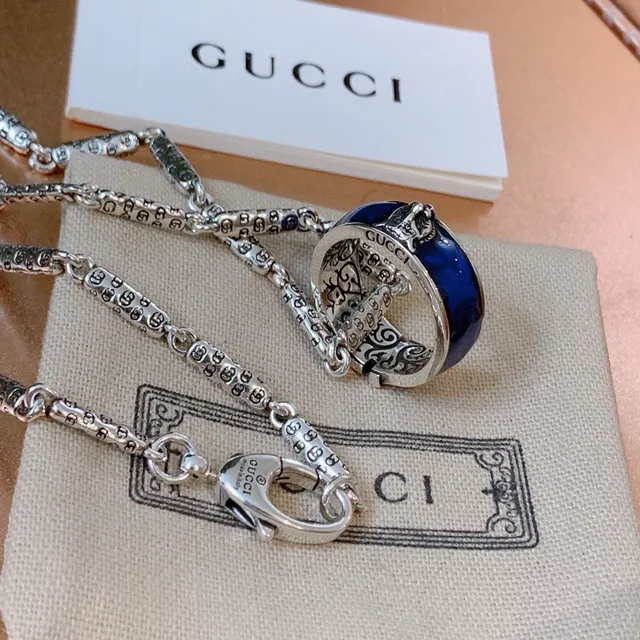 Gucci Dionysus Silver Blue Chain Link Ornate Engraved Pendant Necklace