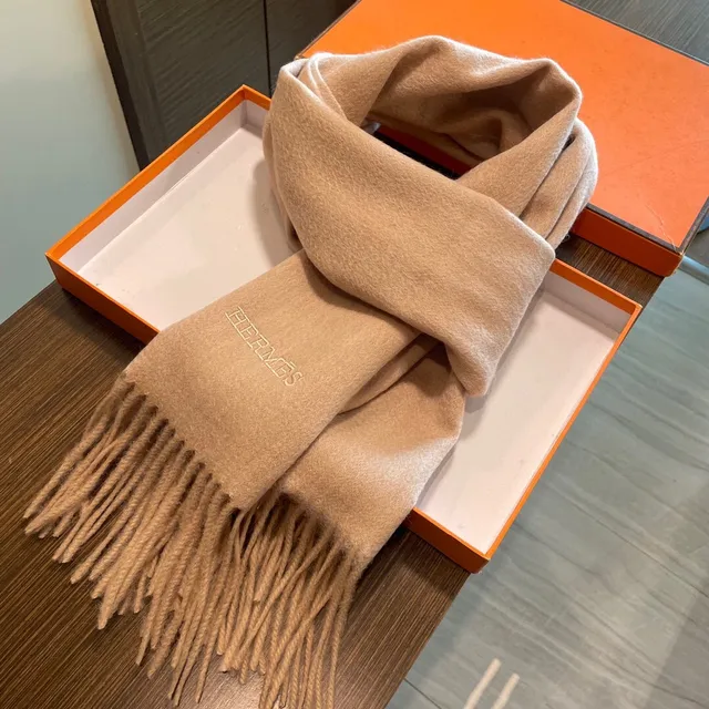 Hermès Beige Soft Texture Frayed Edge Finish Cashmere Scarf