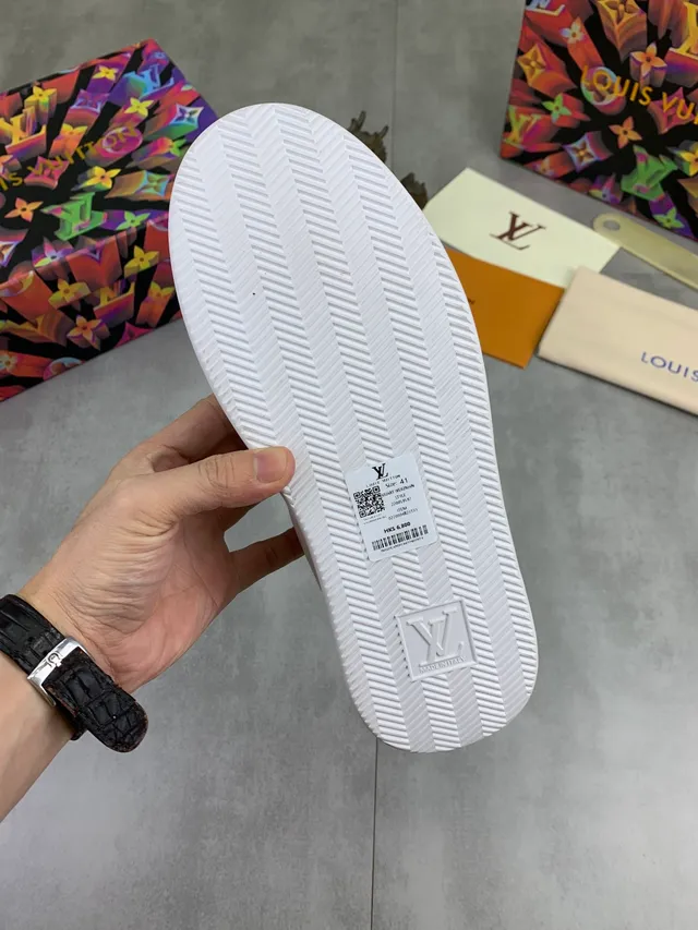 Louis Vuitton LV Trainer White Beige Monogrammed Canvas Smooth Leather Overlays Lifestyle Sneakers