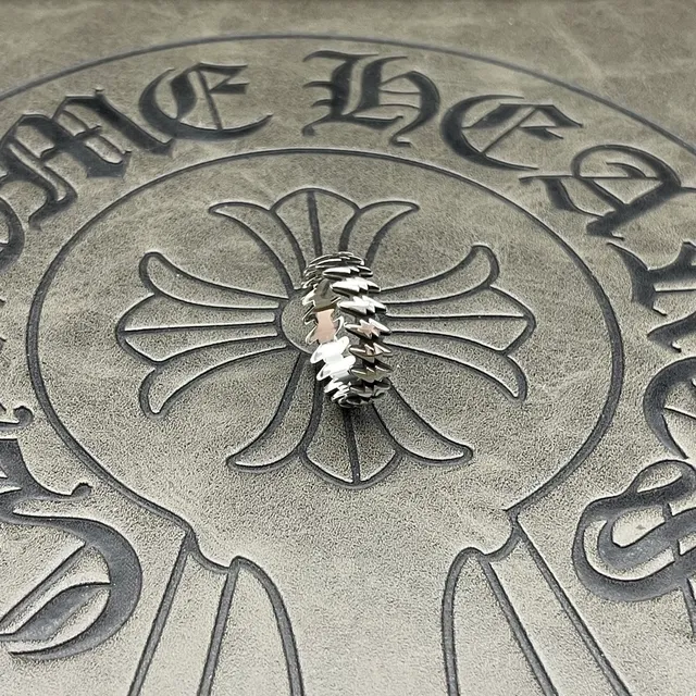 Chrome Hearts Spiked Chain Ring Silver Curb Band High-Polish Metal Ring