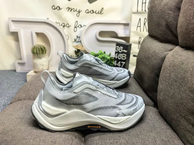 Salomon Gray Beige Mesh And Synthetic Overlay Upper Asymmetric Lacing System Running Shoes
