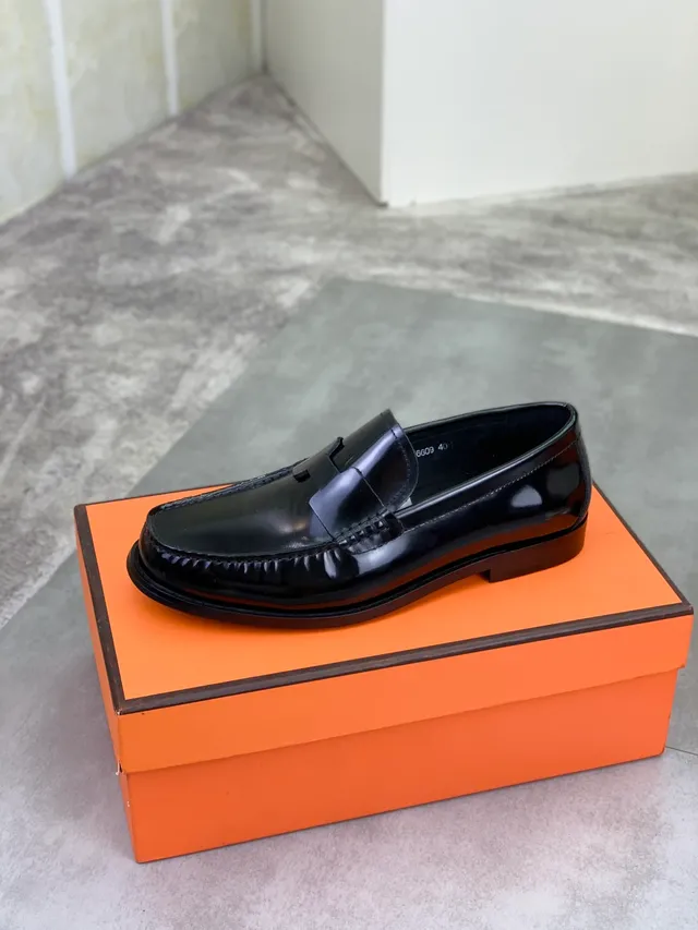 Hermès Oran Black Patent Leather Loafers
