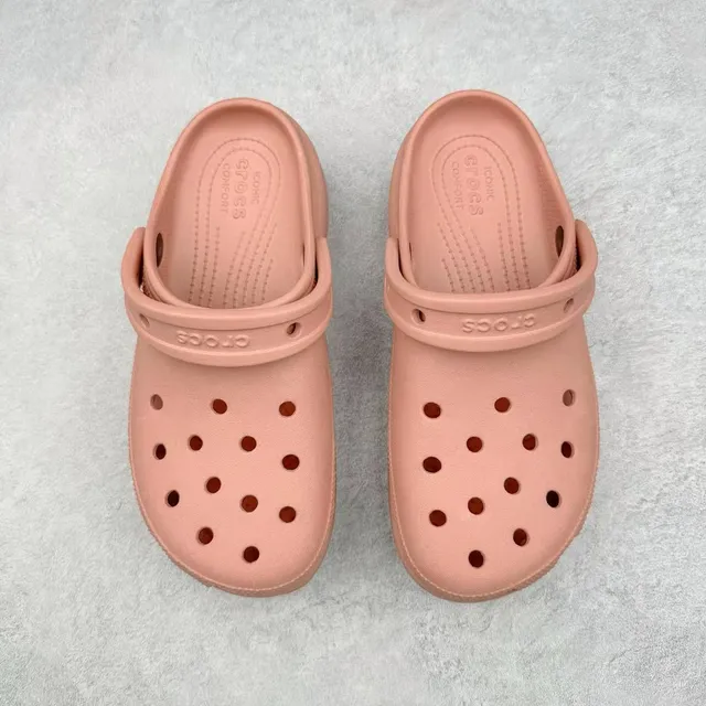 Crocs Classic Clog Dusty Pink Platform Clog