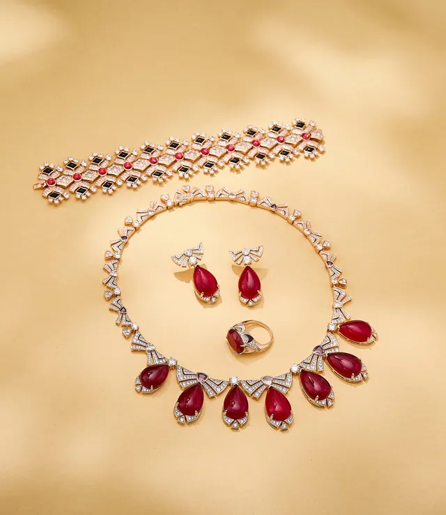 Red Gold Oval Faceted Gemstone Setting Ring