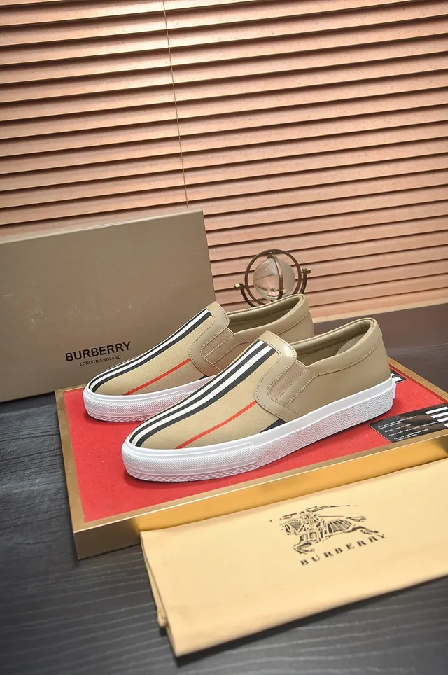 Burberry Beige White Slip-On Stripe-Accented Lifestyle Sneakers