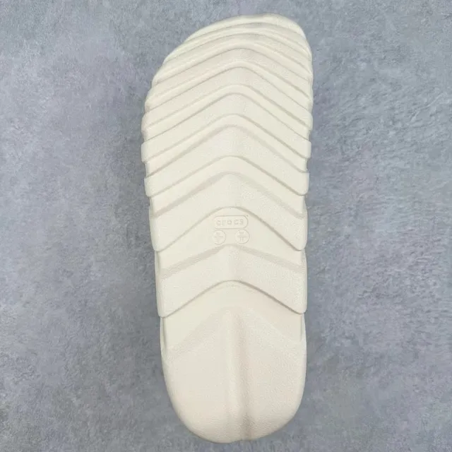 Crocs Echo Clog Off-White Molded Foam Clog