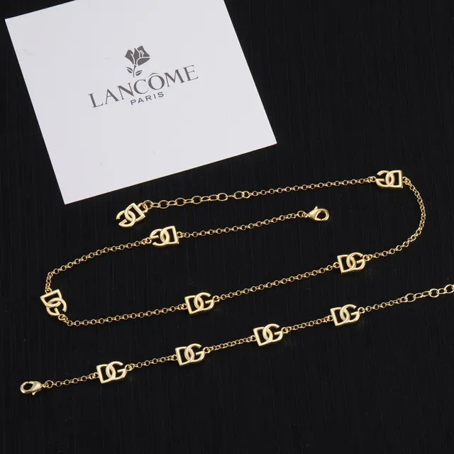 Lancôme Gold Chain Interlocking Logo Charms Bracelet