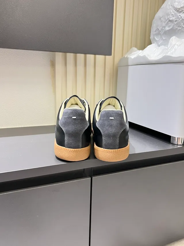 Maison Margiela White Multicolor Low-Top Leather Upper Lifestyle Sneakers