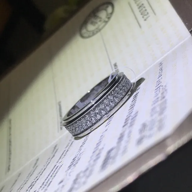 Cartier Rotating Dual-Band Pavé Diamond Ring