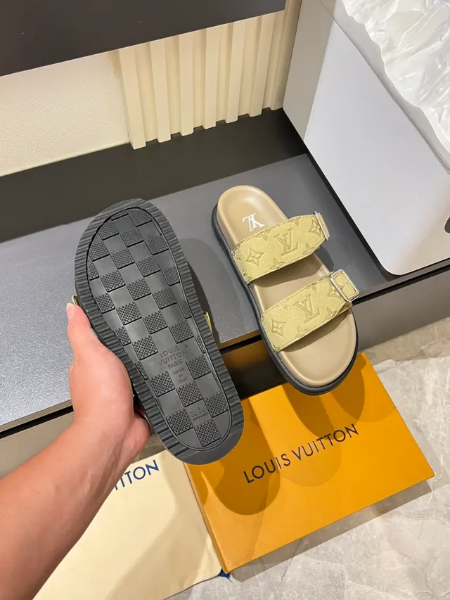 Louis Vuitton Slide Monogram Double-Strap Casual Sandals
