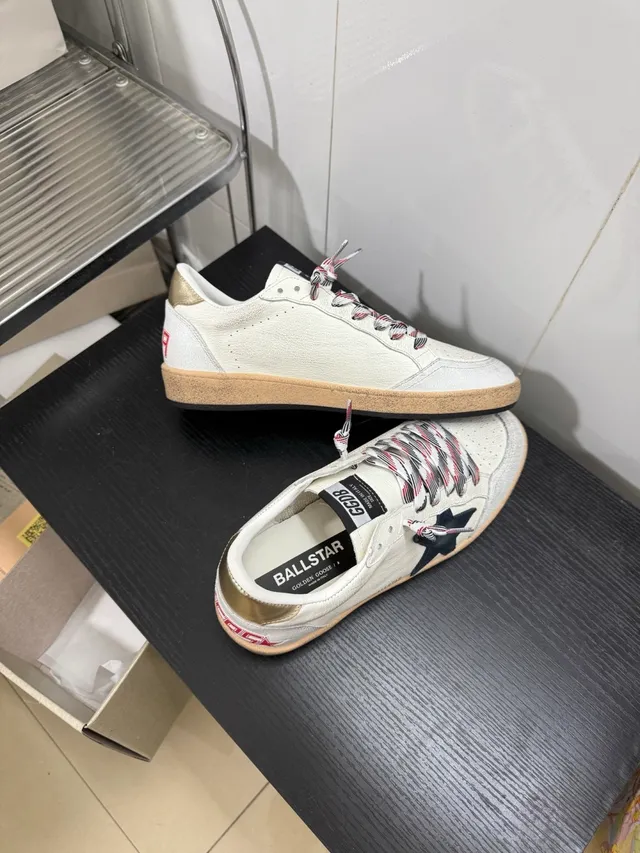 Golden Goose Ball Star White Black Low-Top Suede-Leather Mix Lifestyle Sneakers