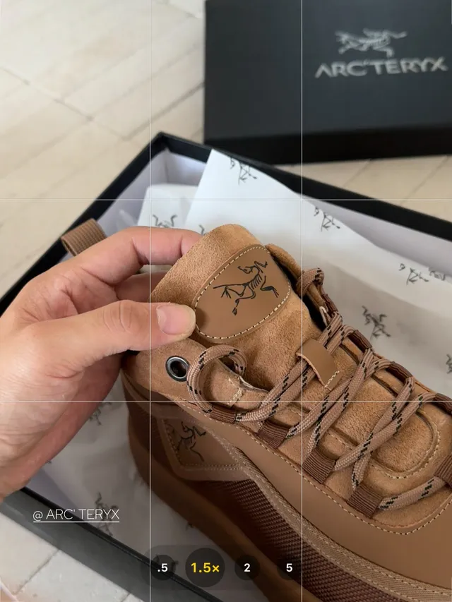 Arc'teryx Black Brown Platform Sole Padded Collar Sneakers