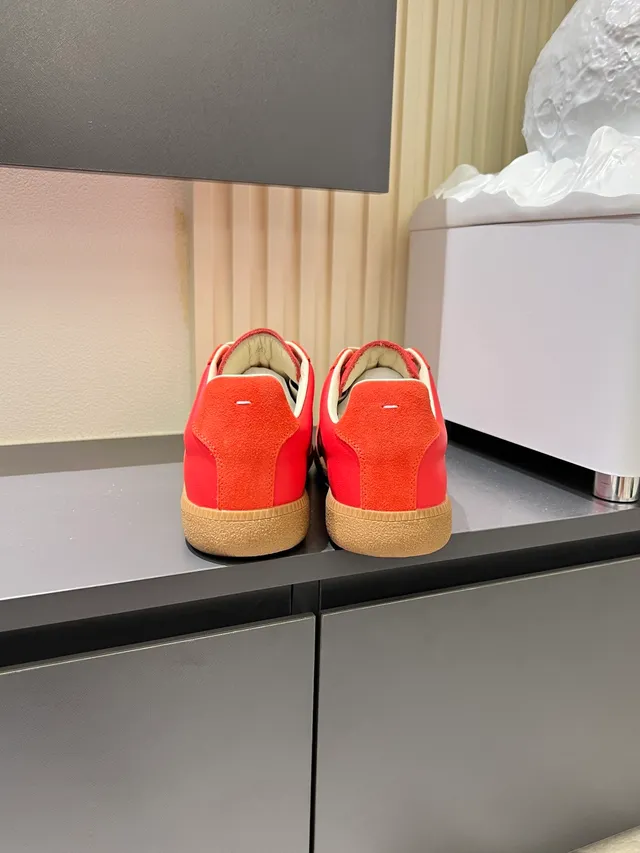 Maison Margiela White Multicolor Low-Top Leather Upper Lifestyle Sneakers
