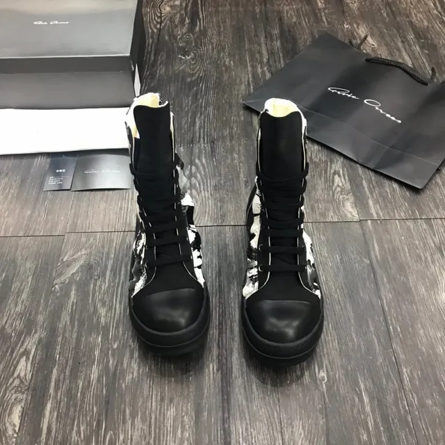 Black and White Abstract Print High-Top Martin Boot