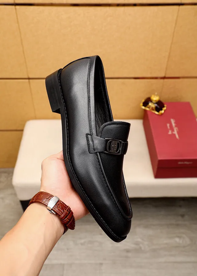 Salvatore Ferragamo Gancini Loafer Black Leather Loafers