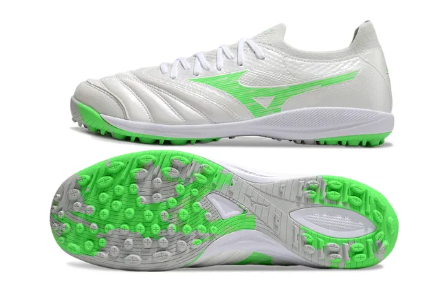 Mizuno White Green Low-Cut Lace-Up Synthetic Quilted Upper Turf Soccer Shoes