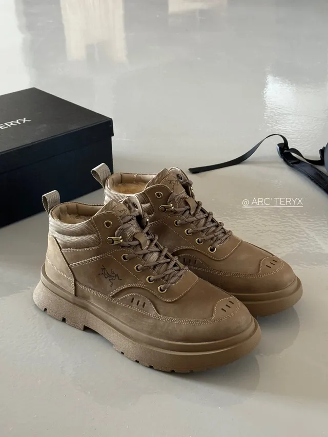 Arc'teryx Black Beige Insulated Shearling-Lined Mixed-Material Upper Ankle Boots