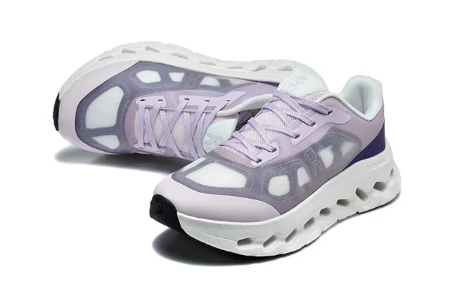 On Black White Engineered Mesh Upper Open Hexagonal CloudTec Pods Running Shoes