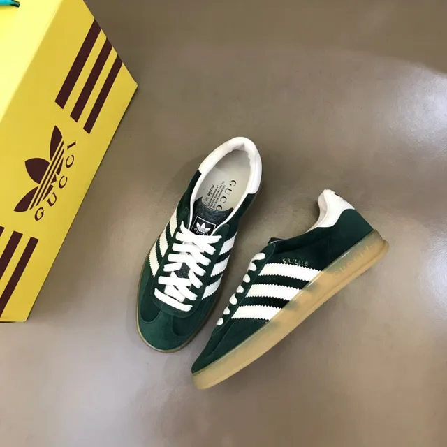 Adidas Samba OG Green and White Lifestyle Sneakers