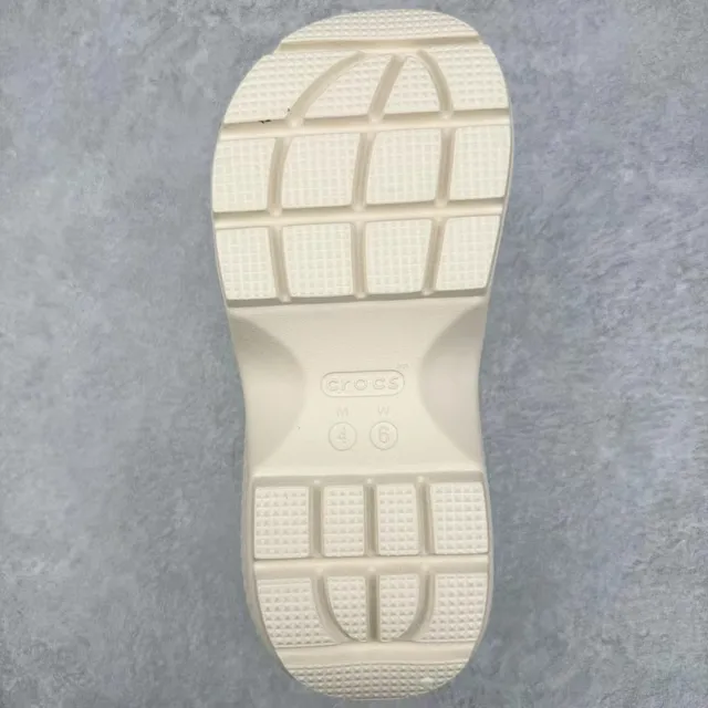 Crocs Classic Clog Platform Beige Clogs