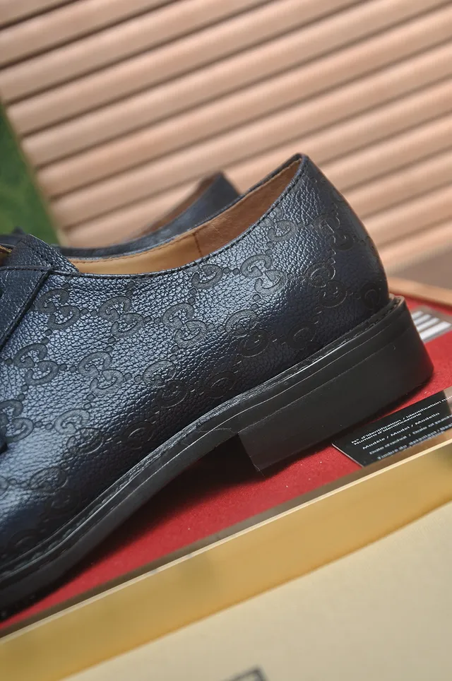 Gucci GG Marmont Black Beige Embossed Monogram Cap-Toe Oxford Shoes