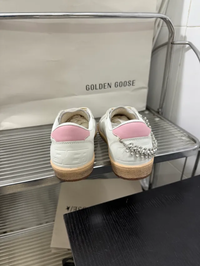 Golden Goose White Pink Distressed Leather Star Appliqué Lifestyle Sneakers
