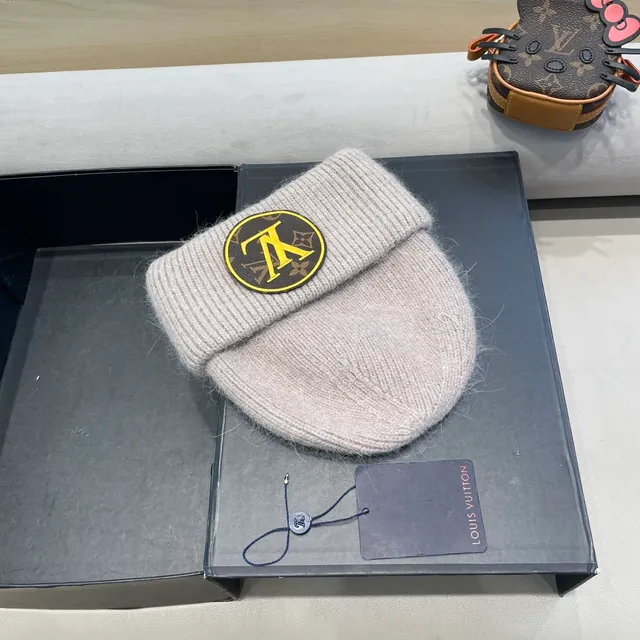 Louis Vuitton Logo Patch Beige Ribbed Knit Beanie