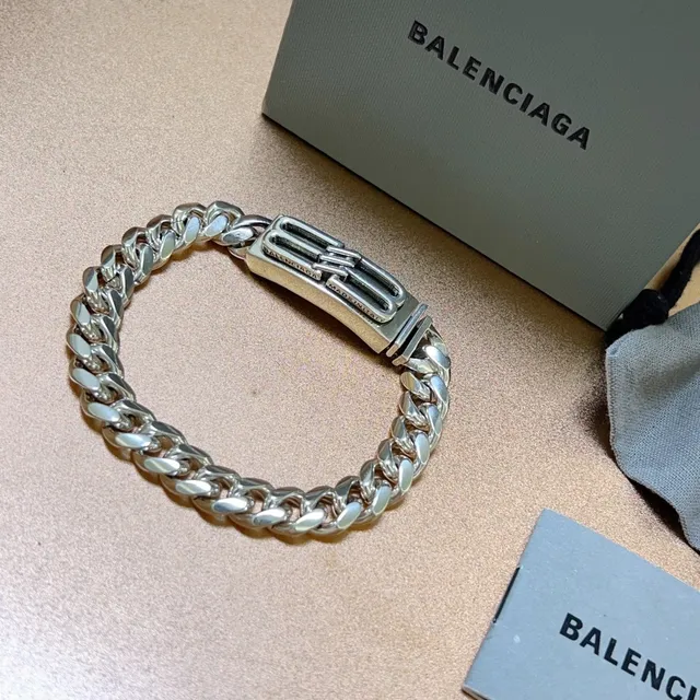 Balenciaga Silver Blue Chunky Curb-Link Chain Rectangular B-Buckle Clasp Bracelet