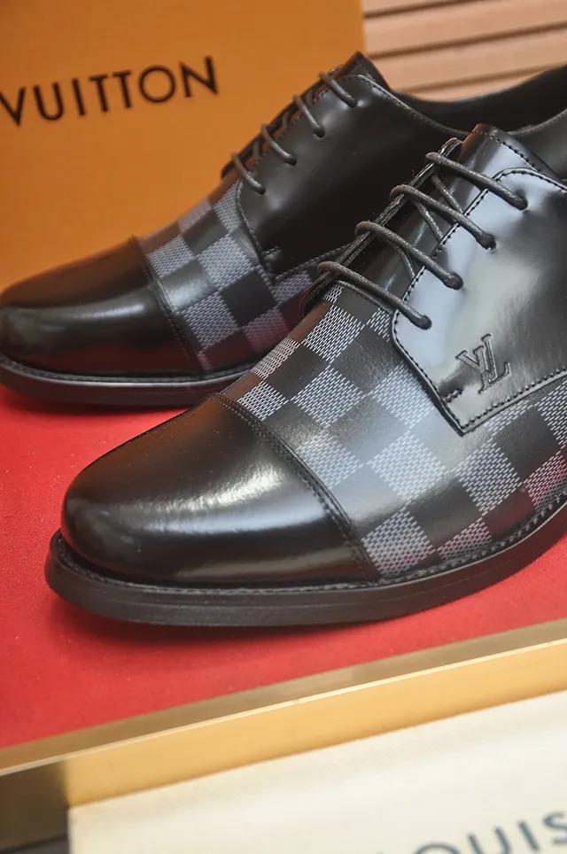 Louis Vuitton Black Gray Cap-Toe Polished Leather Oxford Shoes