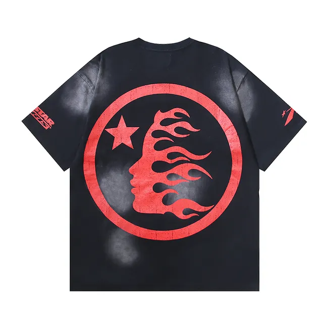 Reebok Graphic Oversized Black and Red Distressed T-Shirt