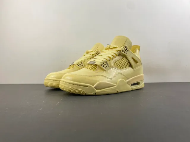 Air Jordan 4 Monochromatic Yellow Basketball Shoes