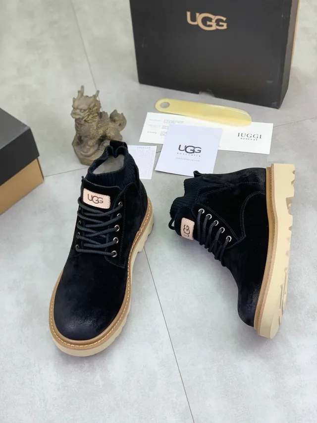 UGG Black Beige Suede Upper Ribbed Knit Collar Ankle Boots