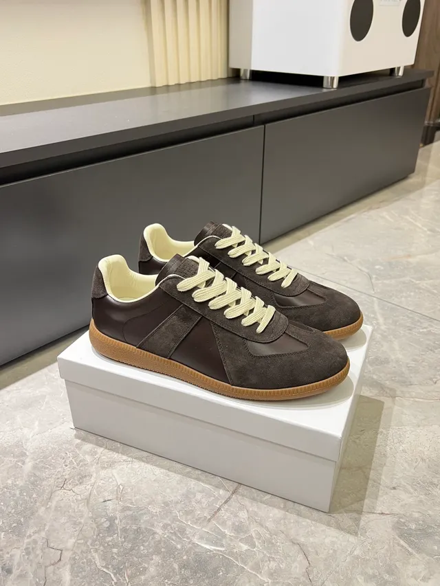 Maison Margiela White Multicolor Low-Top Leather Upper Lifestyle Sneakers