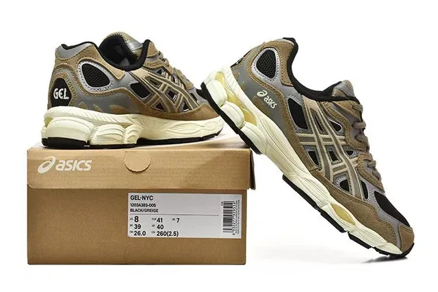 ASICS Beige Gray Layered Synthetic Cage Open Mesh Ventilation Running Shoes