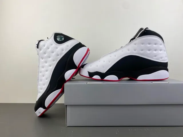 Air Jordan 13 White Black Red Quilted Basketball Shoes