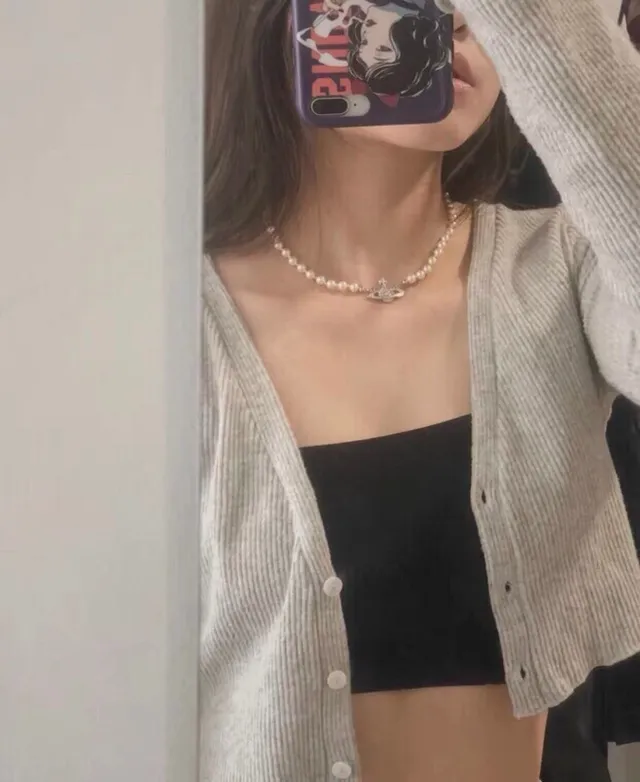 Vivienne Westwood Orb Necklace Beige Silver Pearl Strand Pendant Necklace