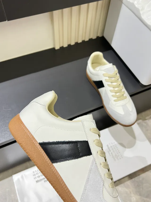 Maison Margiela White Multicolor Low-Top Leather Upper Lifestyle Sneakers