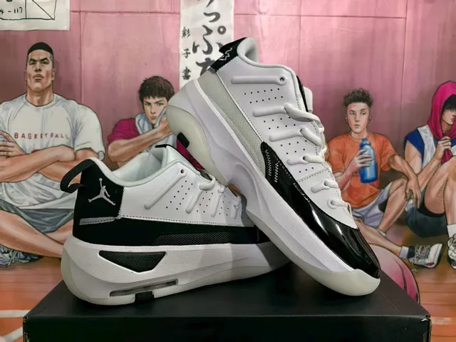 Air Jordan 37 White and Black Basketball Shoes