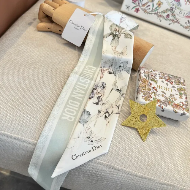 Dior Beige Navy Ruffled Collar Puffed Bishop Sleeves Shirt