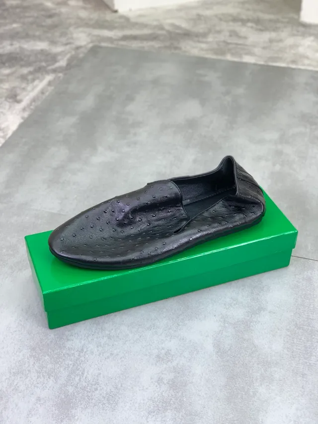 Bottega Veneta Black Ostrich-Embossed Leather Folded Vamp Loafer